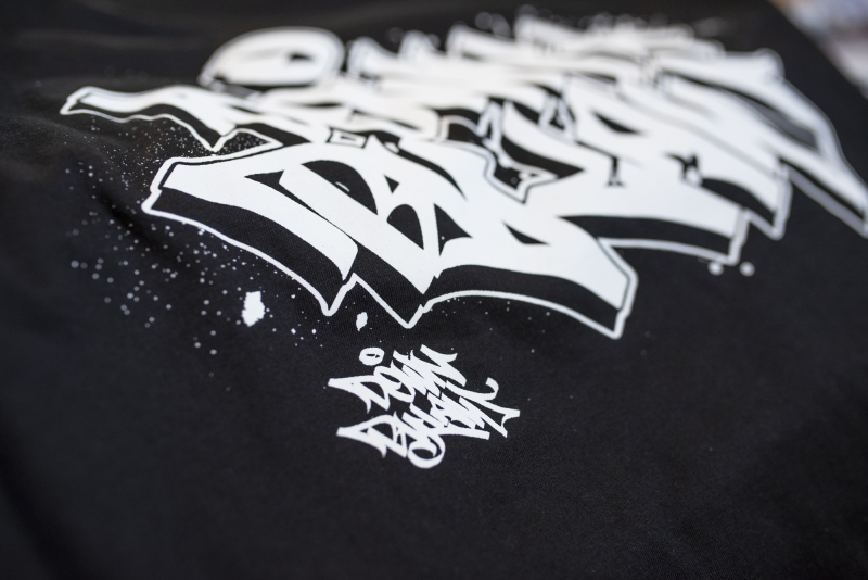 Downbylaw Dater Scetch T-Shirt / Yellow